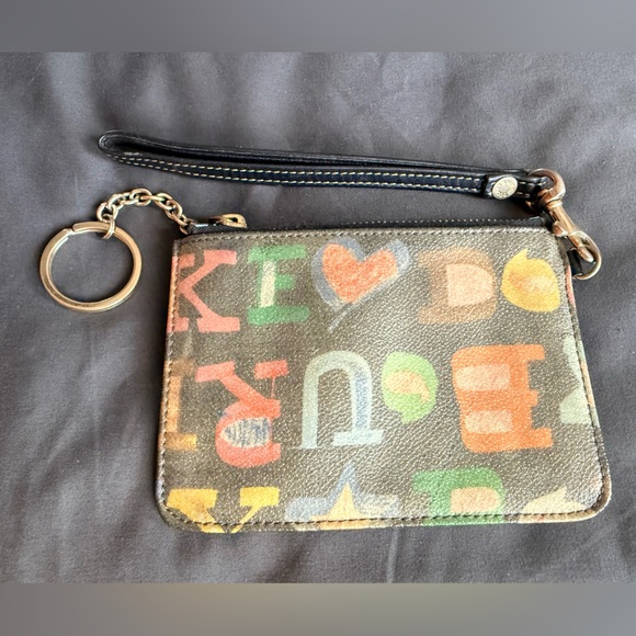 Dooney & Bourke Doodle/ Scribble w/ Heart Keychain Wristlet